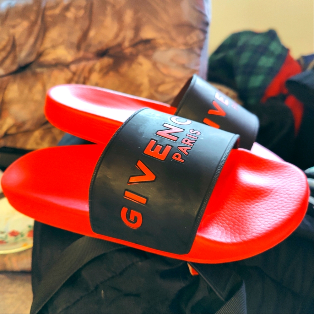 Givenchy Logo Slide Red And Black, Size 6-8.5